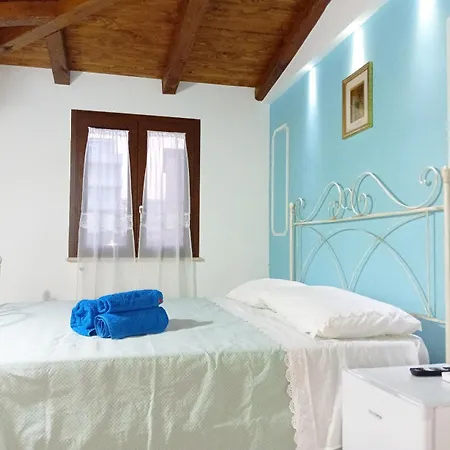 Residenza Degli Dei 3* تروبيا